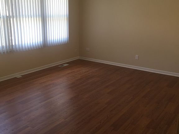 5th image of 717 E South Broadway Ave APT B