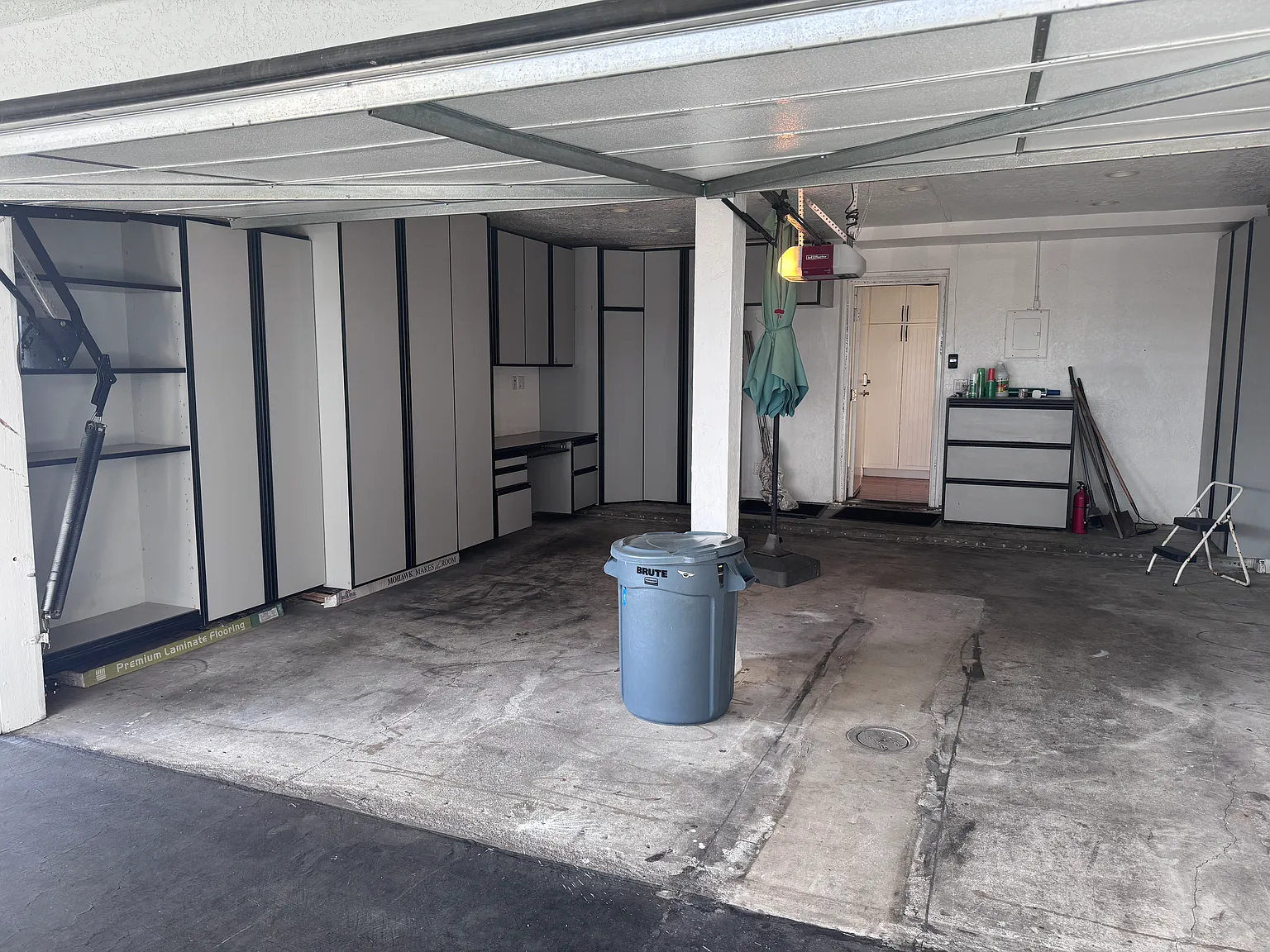 3 bed, 1123 sqft, $4,000 — Photo 1