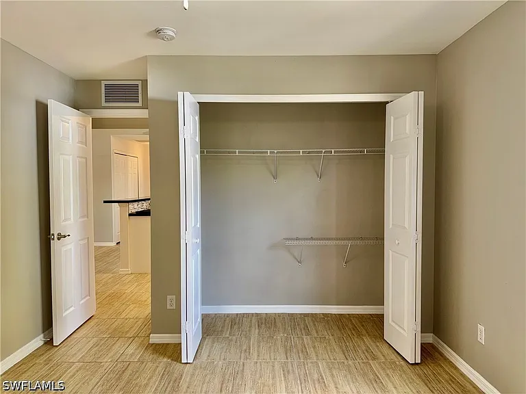 6016 Lindbrook Ave — Photo 31