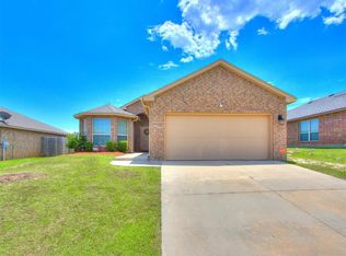 11312 NW 94th St, Yukon, OK 73099