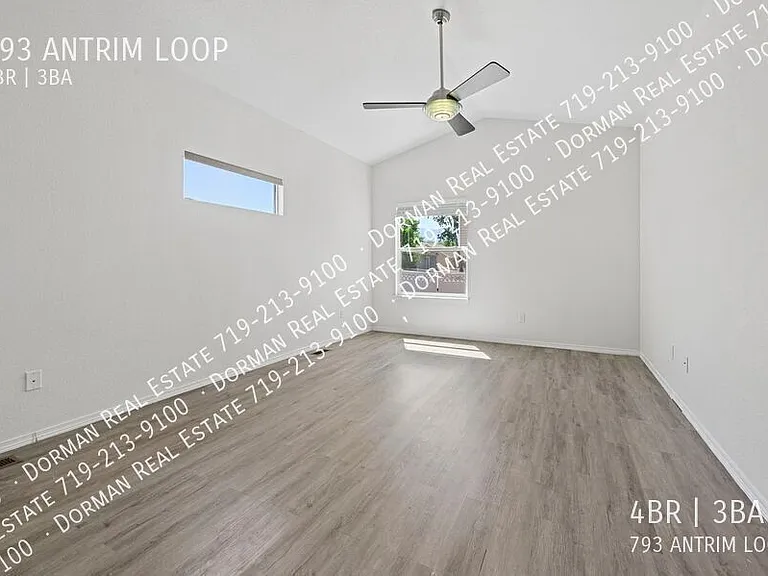 793 Antrim Loop — Photo 16