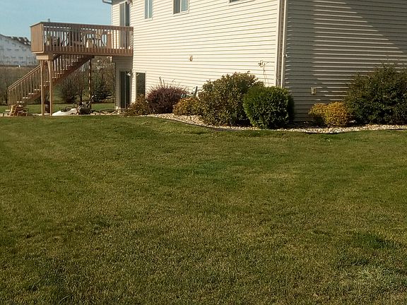 5th image of 2380 Foxtail Ln N