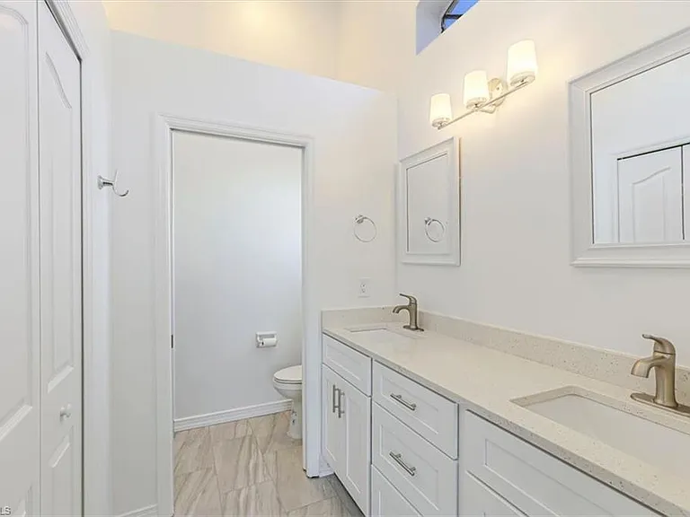 5446 Whitten Dr #19 — Photo 4