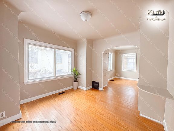 5th image of 955 Perry St