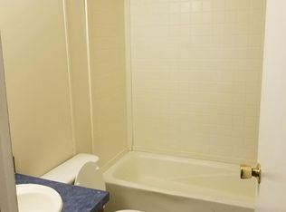 27 Skyland Dr W, Locust Grove, GA 30248