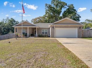 2012 N Pearl St, Crestview, FL 32536
