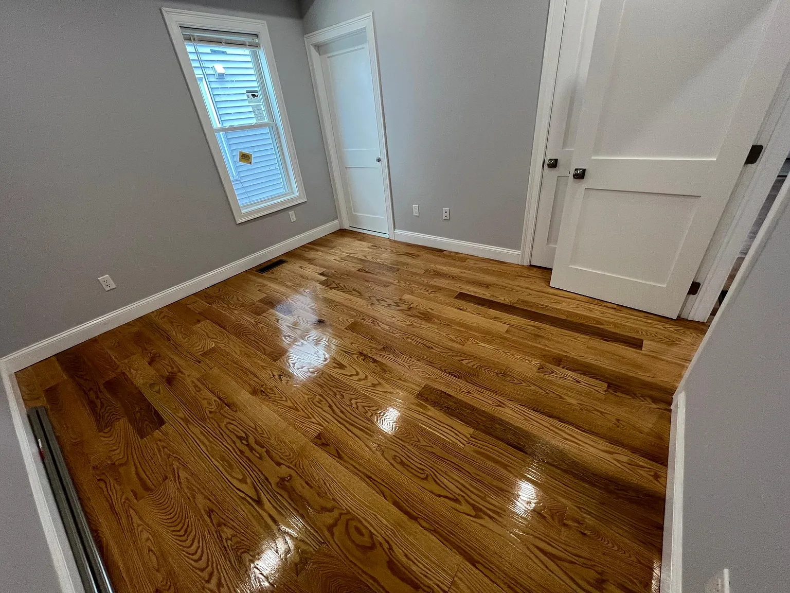 6 bed, 6.5 bath, $1,350 — Photo 3