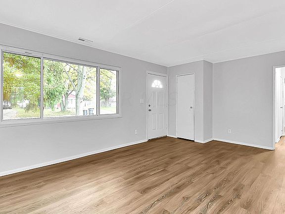 5th image of 146 Santa Maria Ln