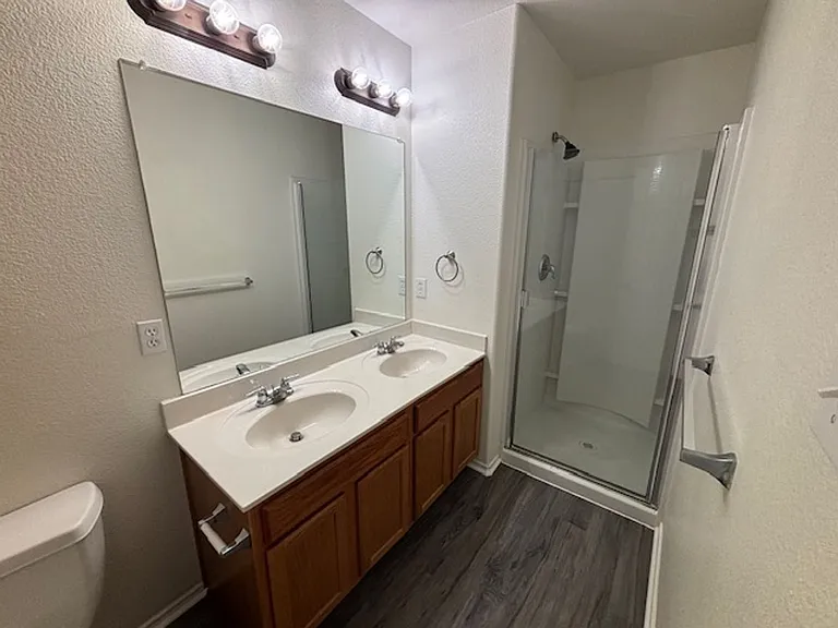 12713 Lost Prairie Dr — Photo 23