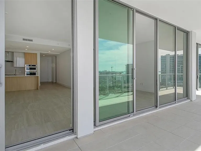 301 Quay Cmns #1011 — Photo 5