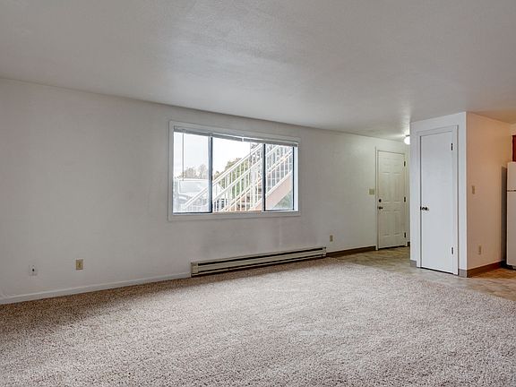 3rd image of 310 SE Midway Blvd #109
