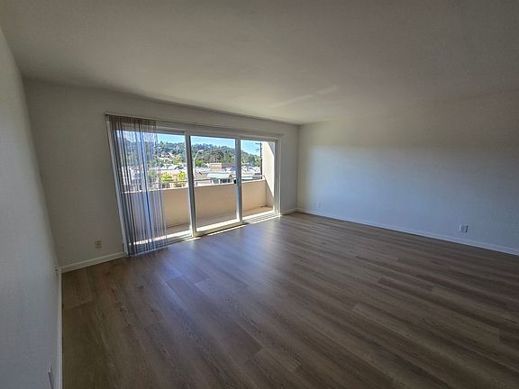 4th image of 1190 W Hillsdale Blvd #7