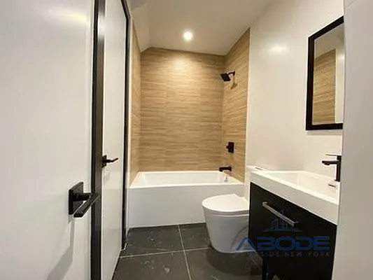 Rented by Reside New York | media 6