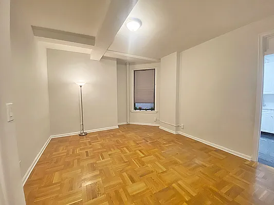 Rented by Rachel Realty | media 14