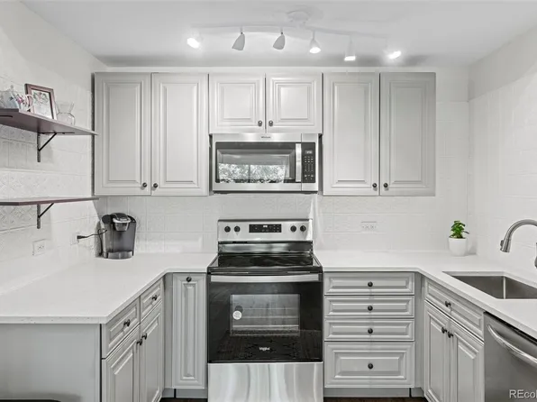 9380 E Center Avenue #11C, Denver, CO 80247
