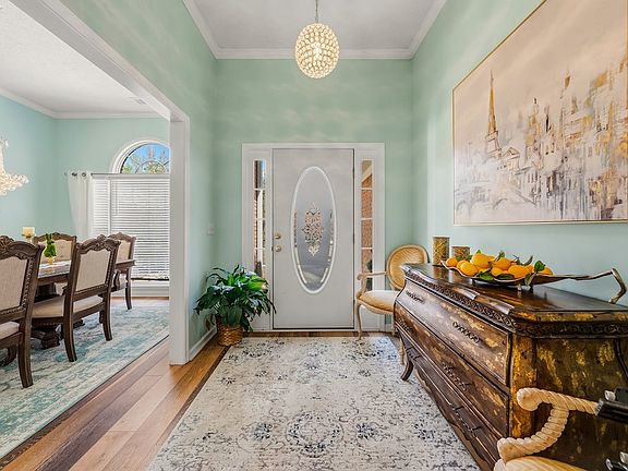 5th image of 177 Cecily Dr
