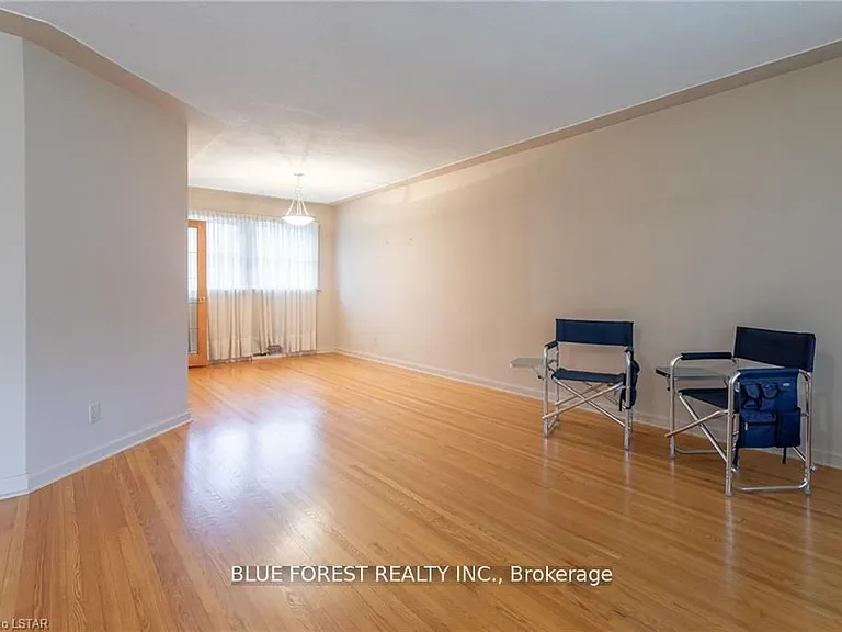344 McNay St — Photo 8