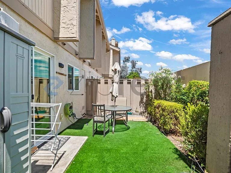 11030 Firethorne Dr — Photo 27