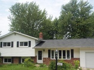 9147 Johnnycake Ridge Rd, Mentor, OH 44060