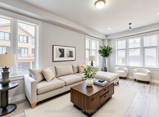 10 Birmingham Dr #37, Cambridge, ON N1R 0C6