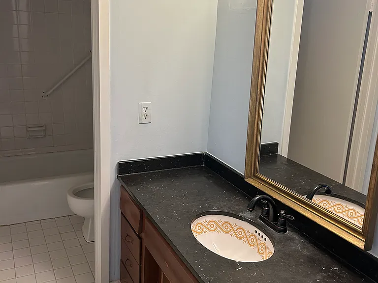 101 S Hanover Ave #1B — Photo 3