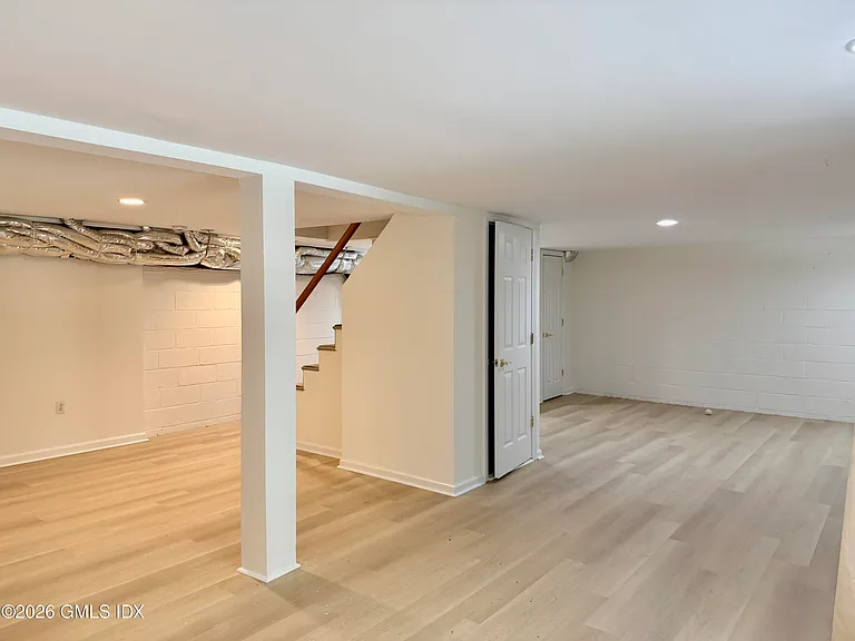 7 Hunt Ter — Photo 14
