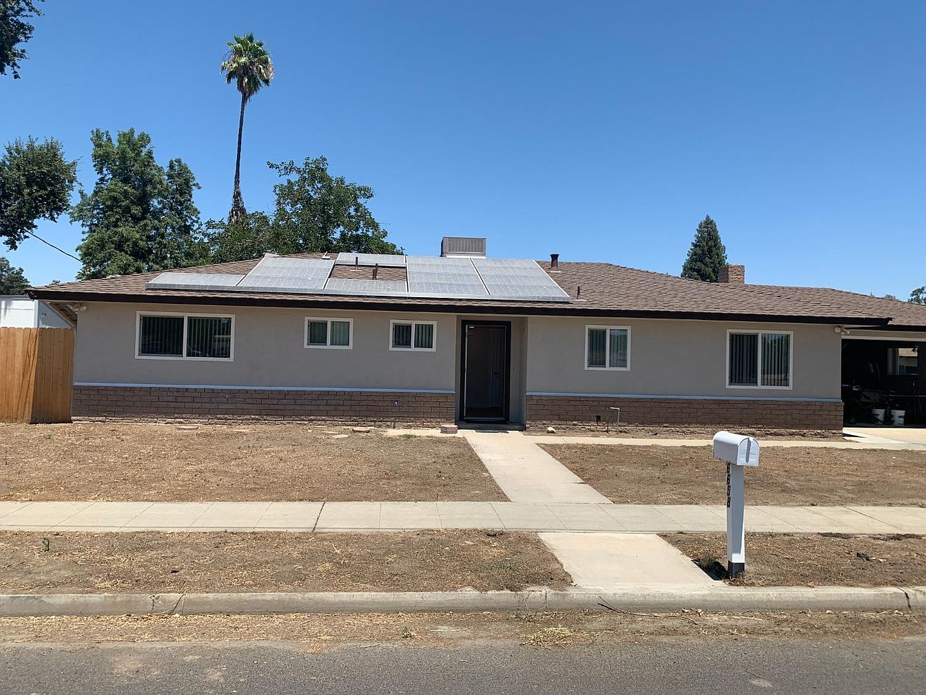 6658 De Woody Ave, Laton, CA 93242 | Zillow