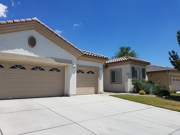 2nd image of 11085 Dandelion Ln