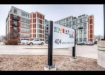 404 King St W #201 — Photo 1
