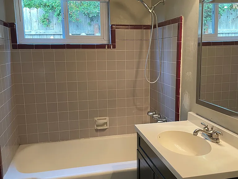 1724 Fern St #1724 — Photo 5