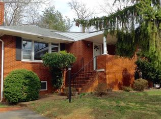 1212 Augusta St, Charlottesville, VA