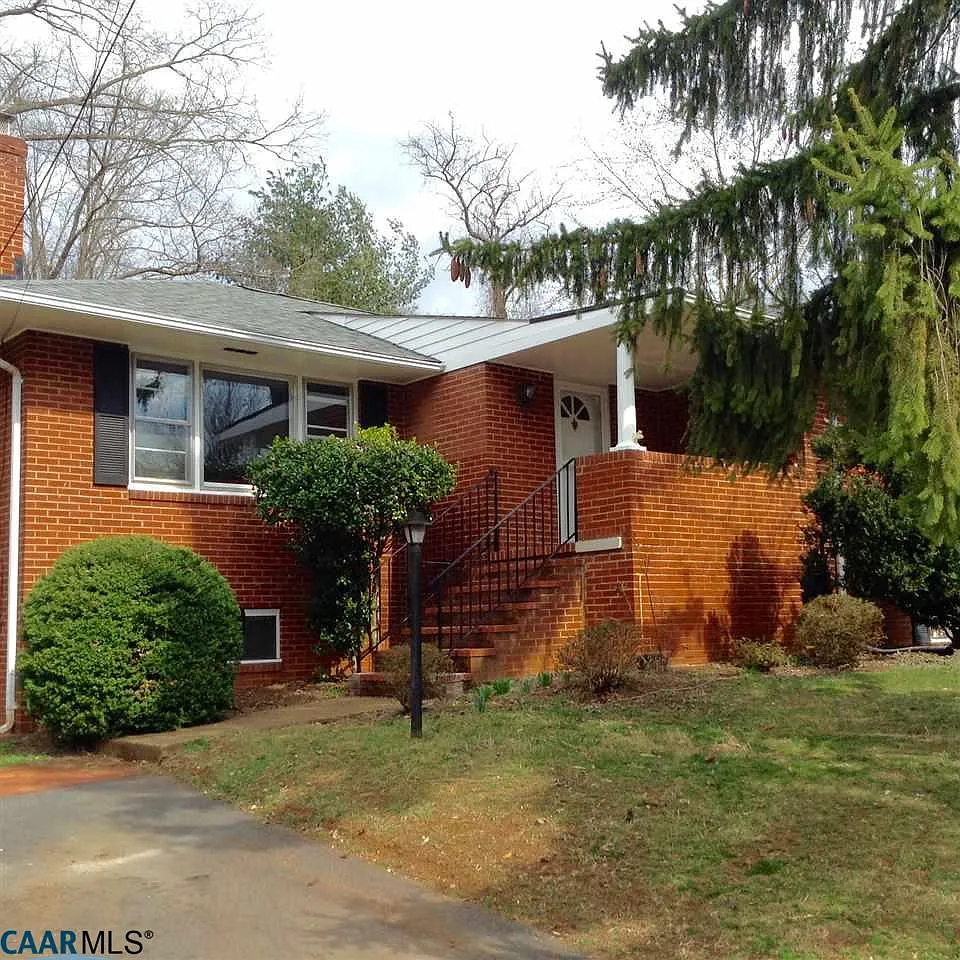 1212 Augusta St photo 1