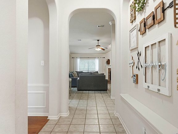5th image of 2619 Redland Point