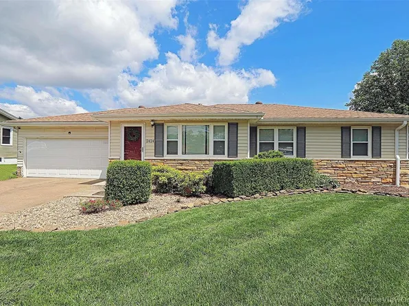 2424 Masters Dr, Cape Girardeau, MO 63701