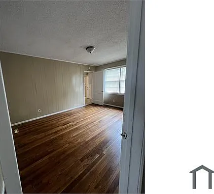 1063 Ramona St — Photo 11