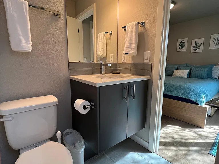 6171 SW 18th Dr #7 — Photo 3