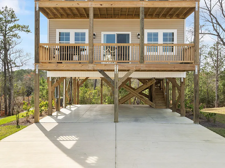 208 Broadleaf Dr — Photo 5