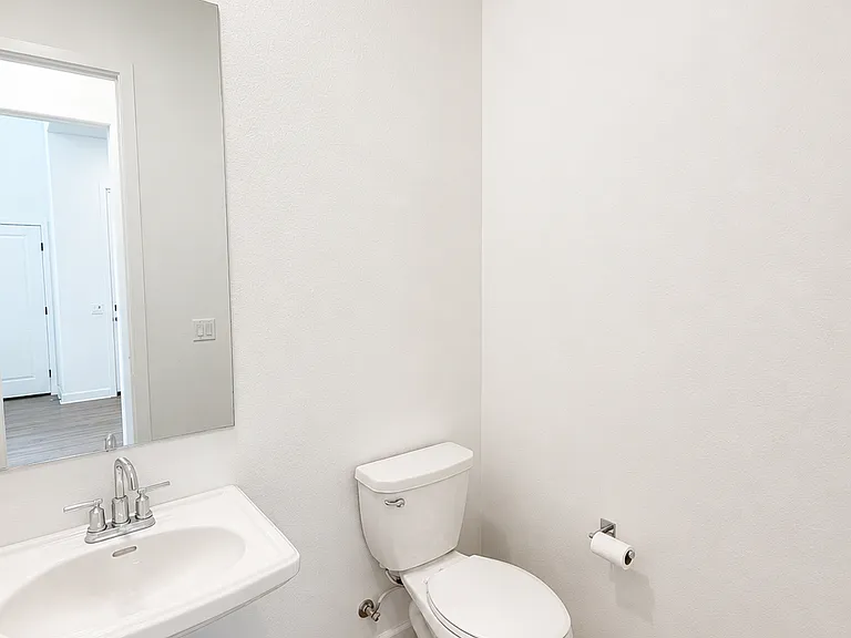 586 Gateway Ln — Photo 11