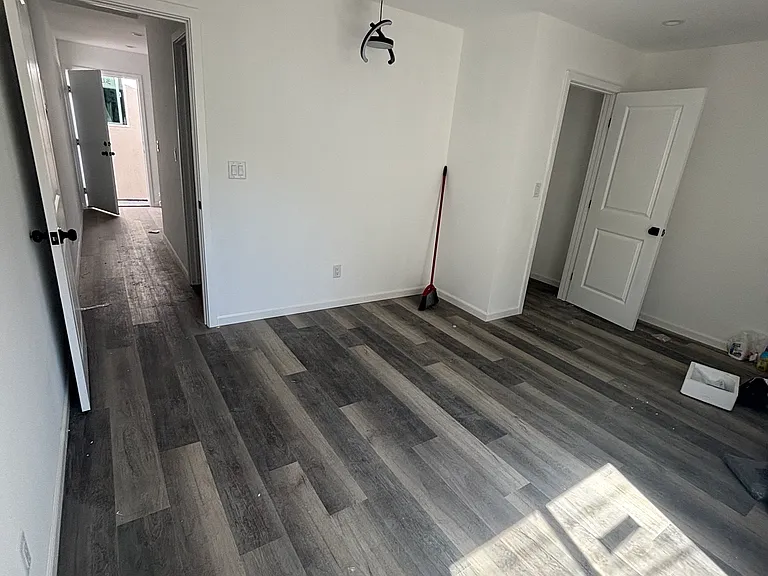 3006 S Palm Grove Ave #3 — Photo 4