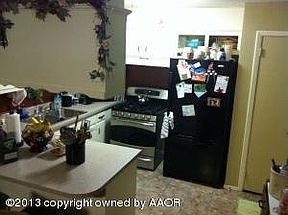 4th image of 223 Chelsea Ave