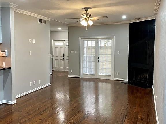 5th image of 2220 Bering Dr APT 25