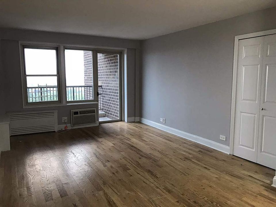 1st image of 12333 83rd Ave APT 2805