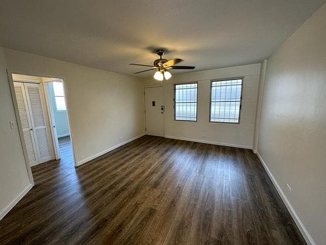 1st image of 830 Birch St APT 305
