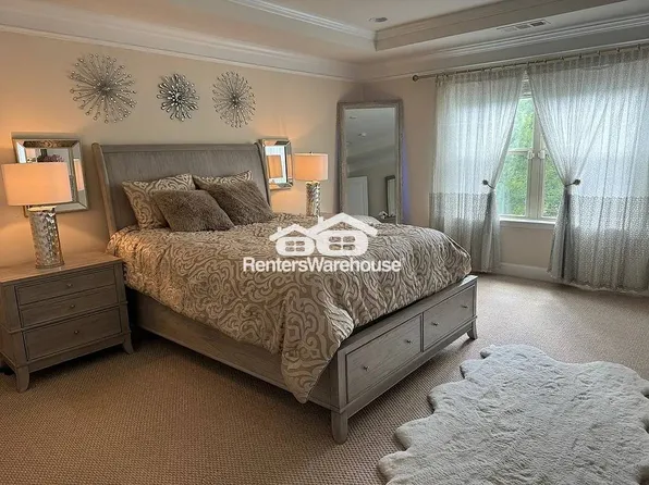 1025 Applegate Dr, Roswell, GA 30076
