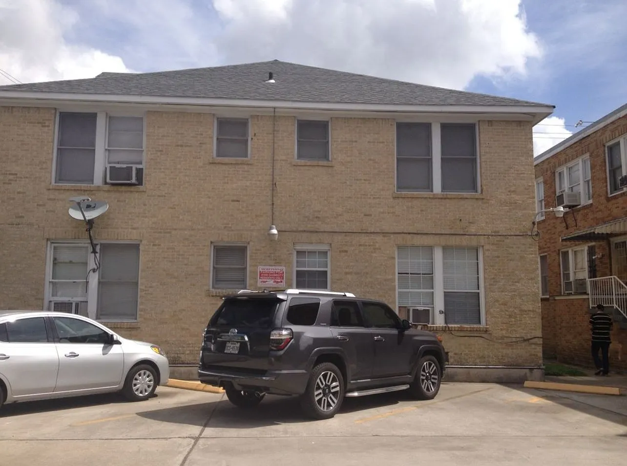 4105 Garrott St — Photo 3