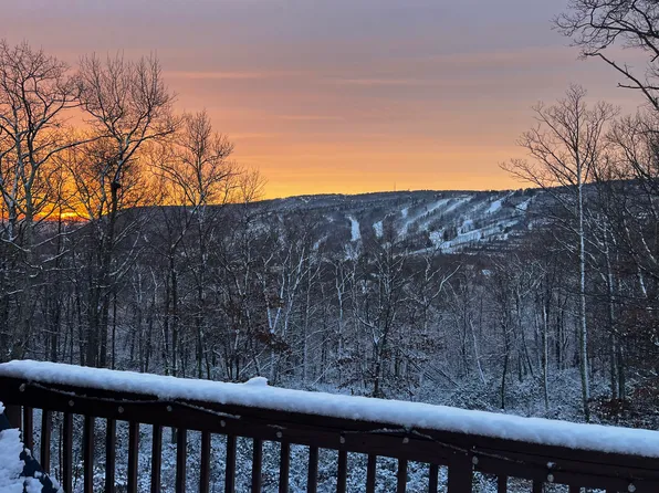 554 Upper Deer Valley Rd #554, Tannersville, PA 18372