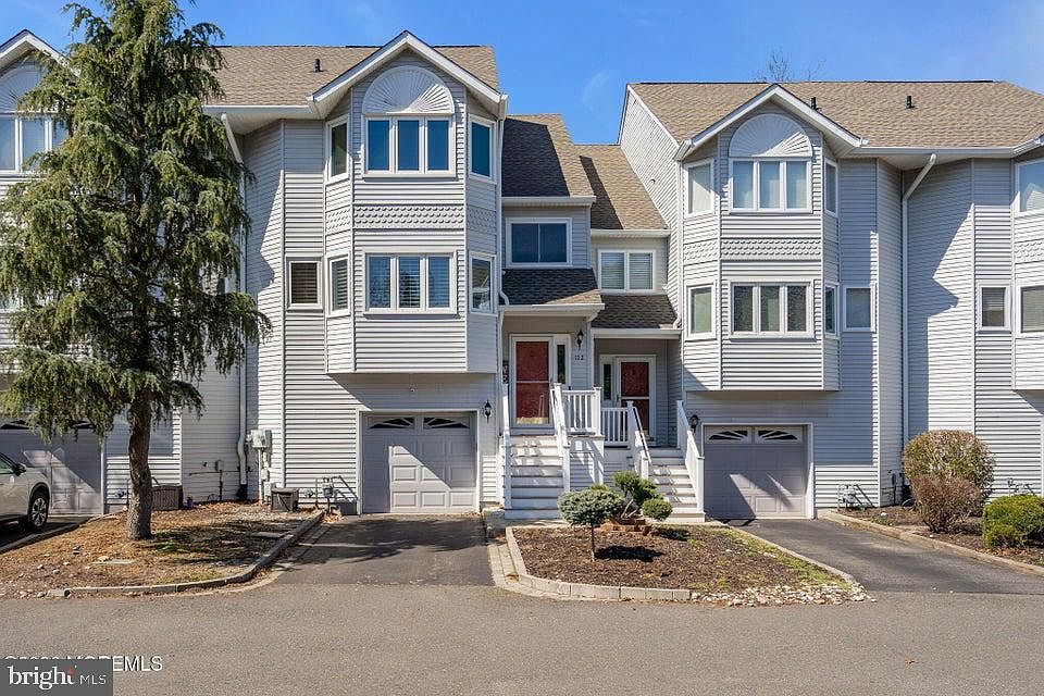 1st image of 172 Impatiens Ct
