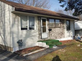 401 Crawford Rd, Saint Louis, MO 63137