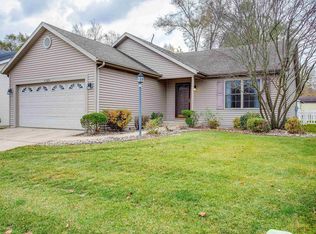 1125 Climbing Rose Ln, Mishawaka, IN