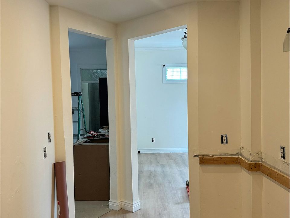 Currently under brand new renovation - will be completed by May 31st!